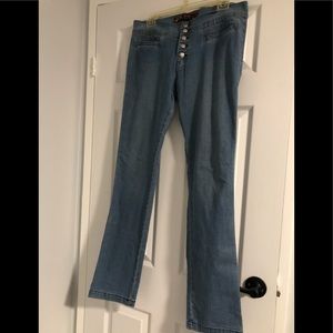 U-51 Super flattering jeans
